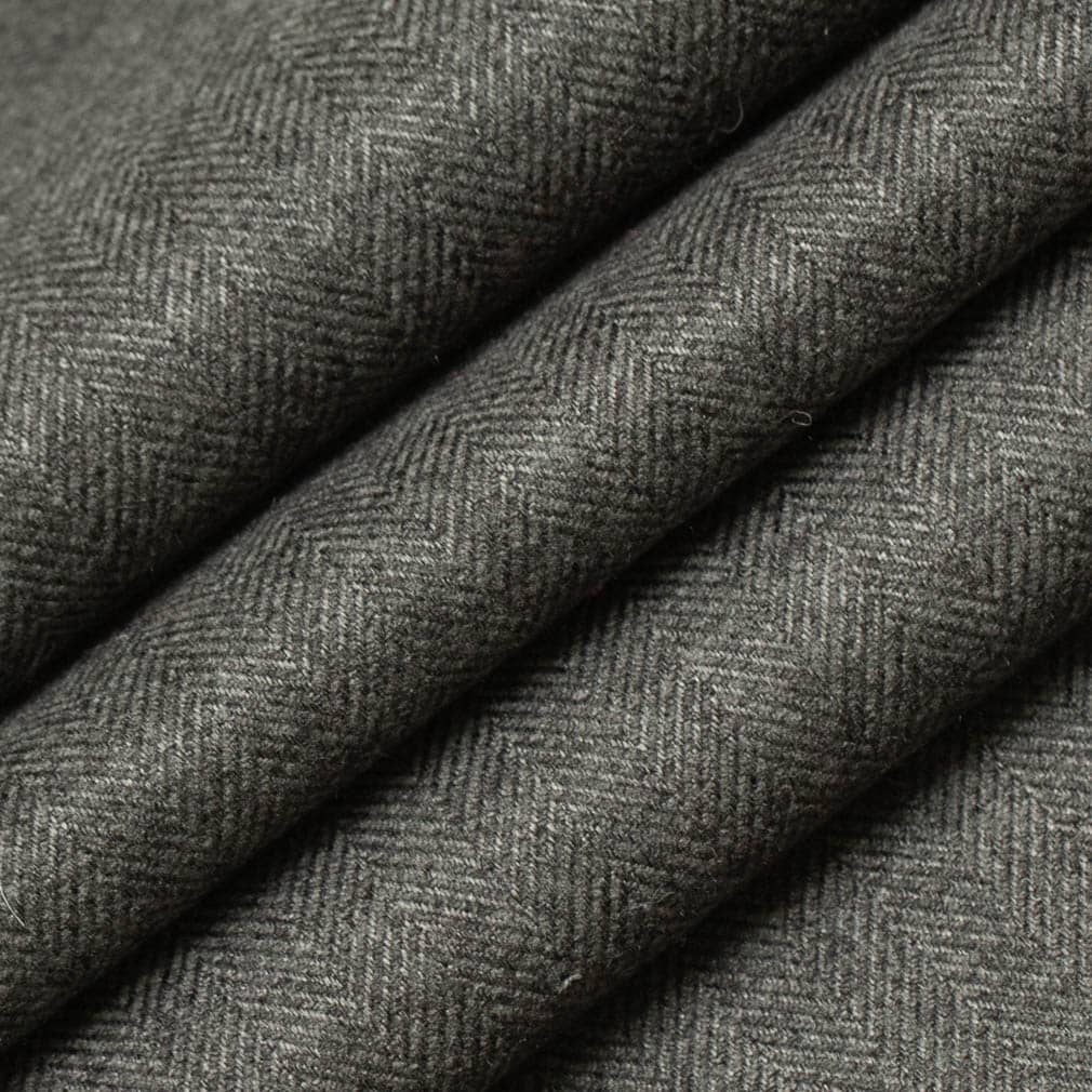 Atrium Charcoal