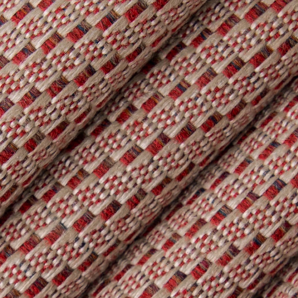 Daxen Crimson